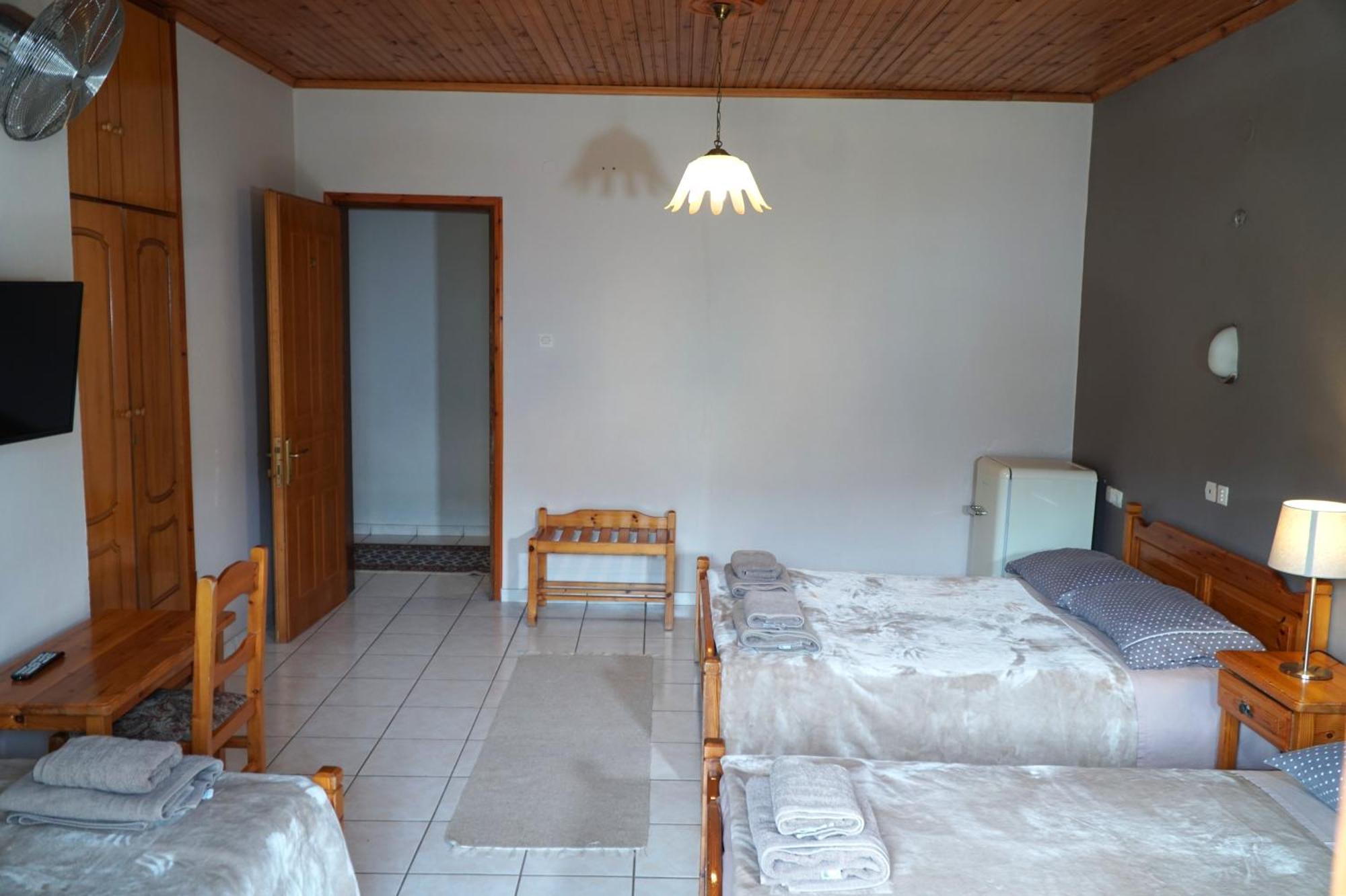 Hotel Defkalion Alli Meria 외부 사진
