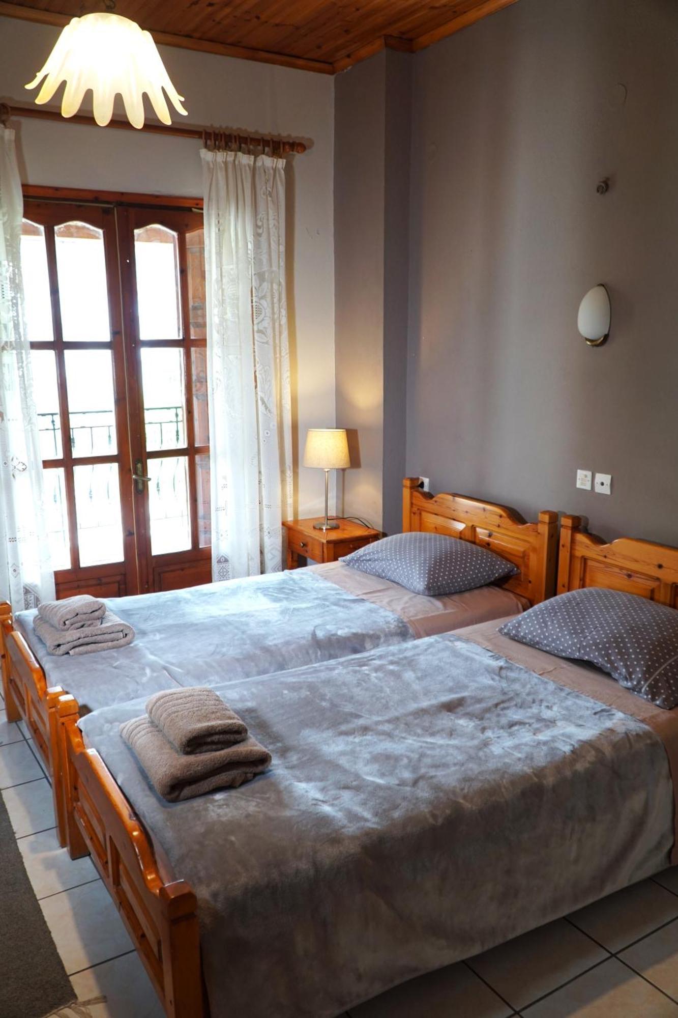 Hotel Defkalion Alli Meria 외부 사진