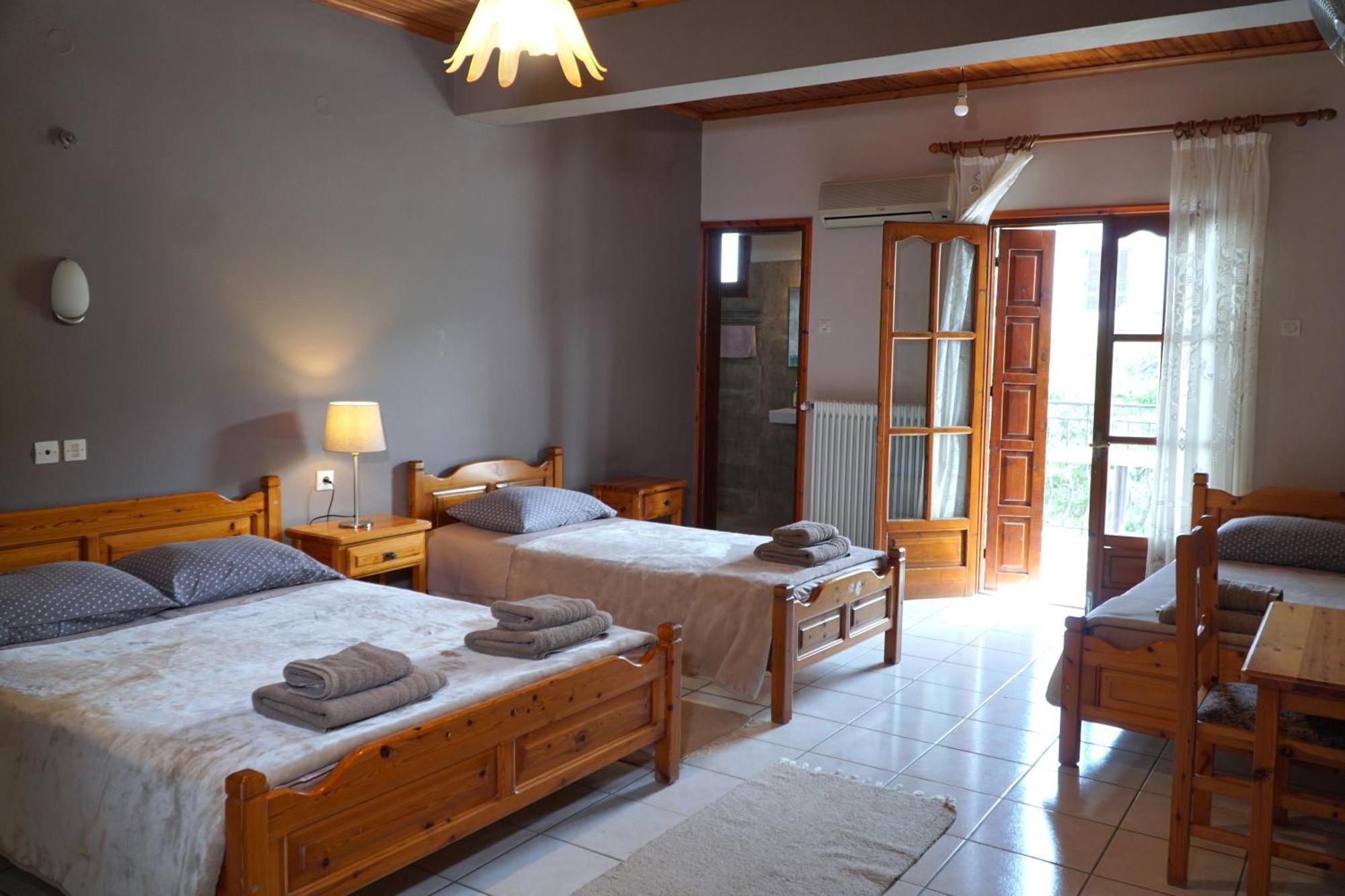 Hotel Defkalion Alli Meria 외부 사진