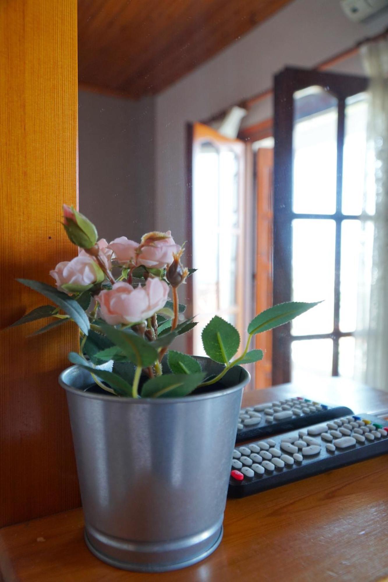 Hotel Defkalion Alli Meria 외부 사진