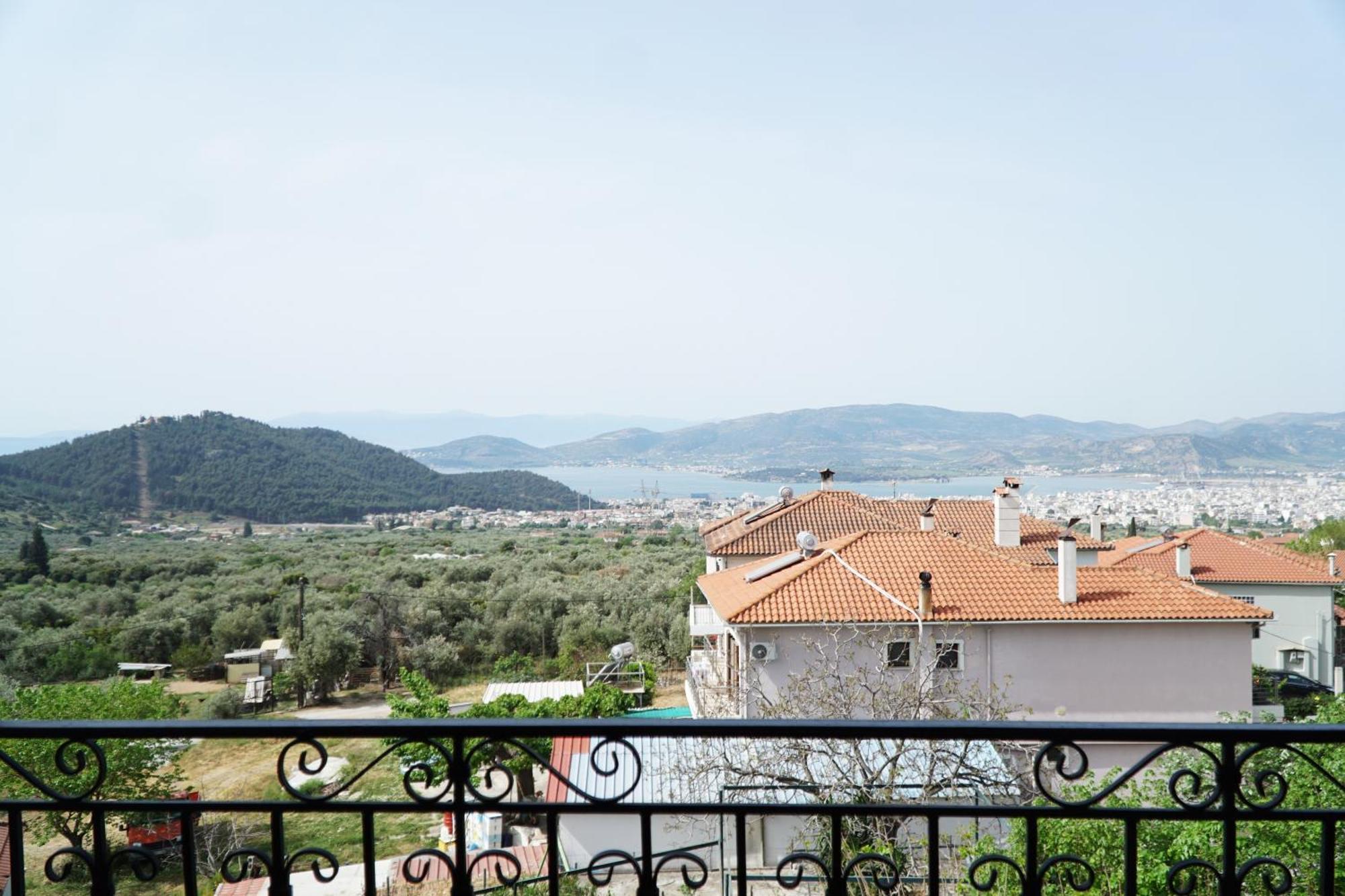 Hotel Defkalion Alli Meria 외부 사진